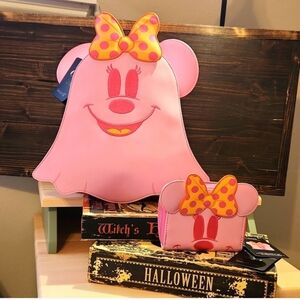 Minnie mouse glow in the dark Halloween backpack and wallet